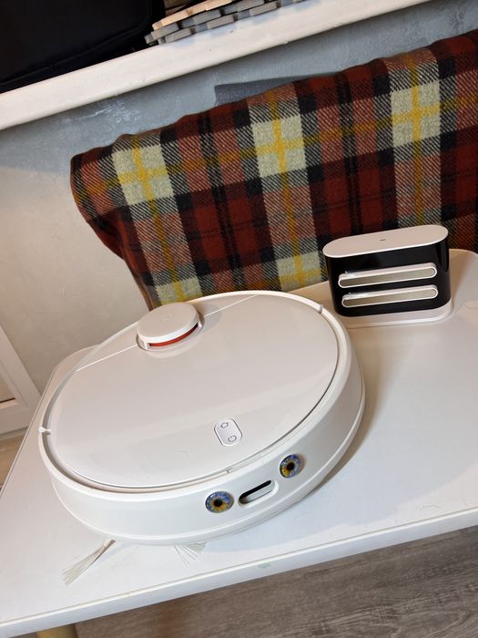 Робот-пылесос Xiaomi Mi Robot