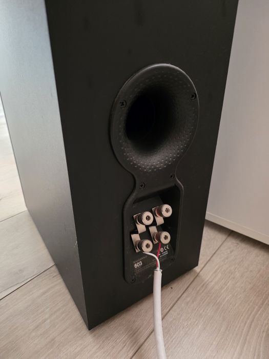 Bowers & Wilkins 603