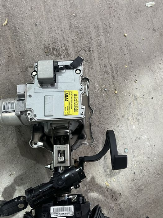 Colona directie lancia 3  electrica