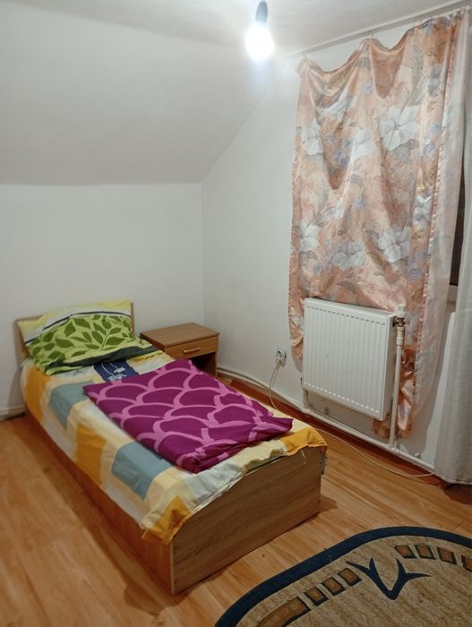 Inchiriez Casa Pitesti echipe salariati