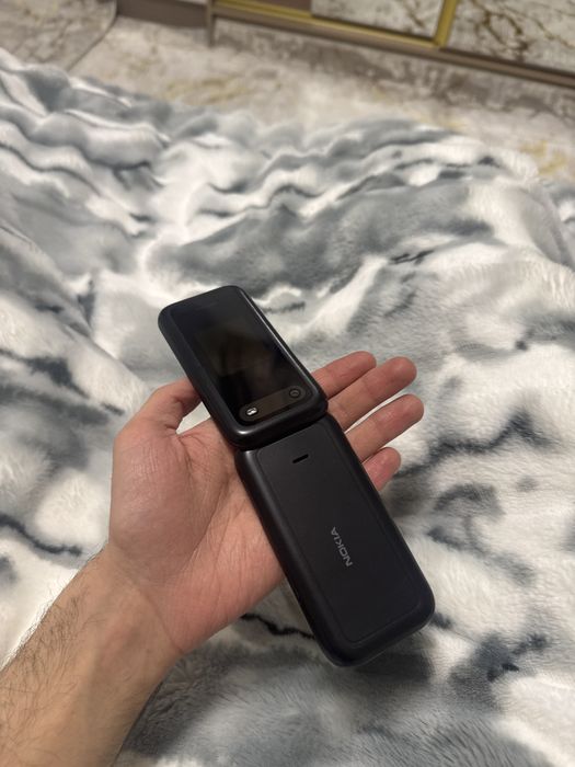 Nokia 2700 Ideal pachti yengi