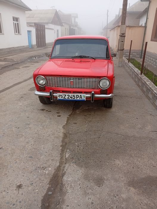 Jiguli 011 yili 1983 metan gaz narxi 12 mln kelishimiz