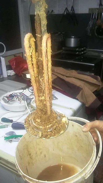 Чистка от накипи песка электрических водонагревателей Аристон Рояль