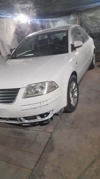 Vand passat b5.5 pentru piese