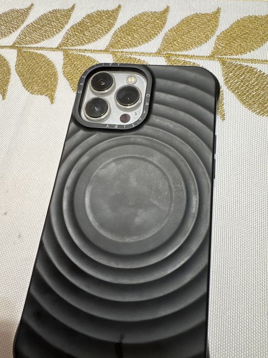 Продам iPhone 13 Pro Max в идеальном состоянии