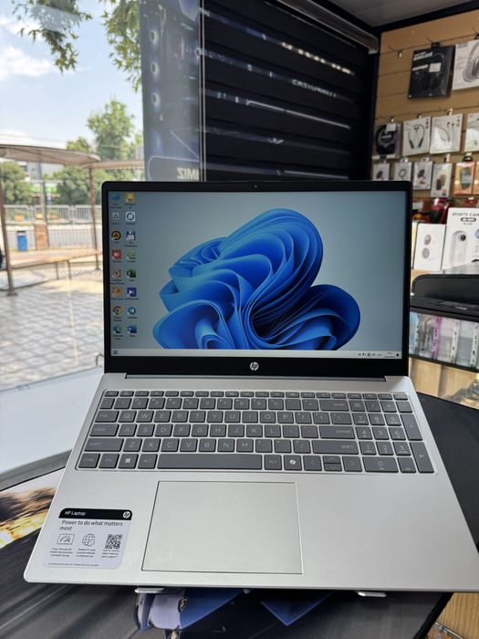 HP laptop 15 core i3