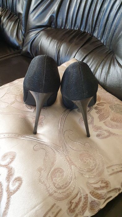 Луксозни обувки естествена кожа Тенденс.