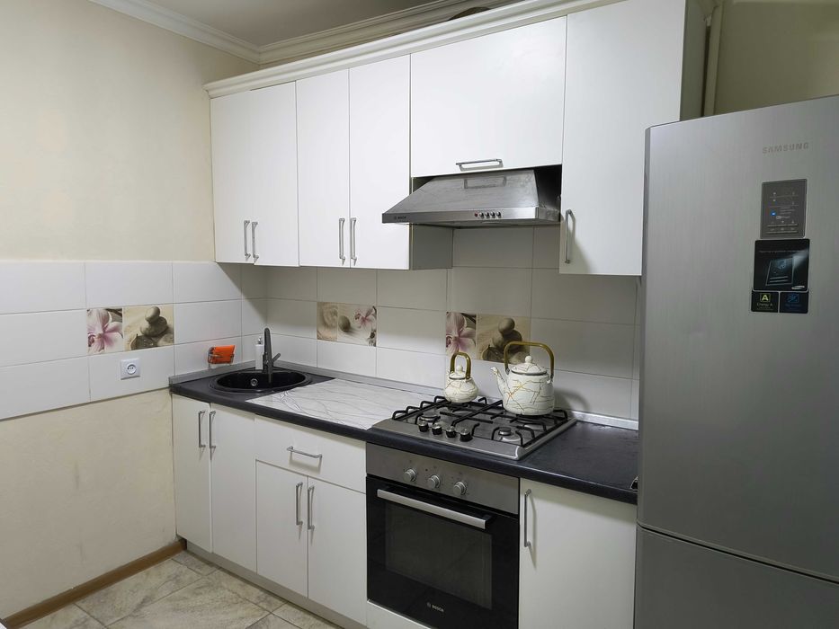 2  комнатная,у Стадиона