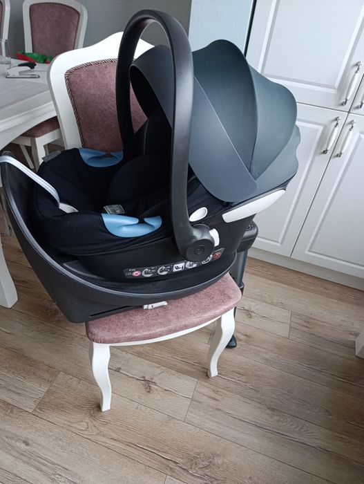 Cybex Детско кошче за кола