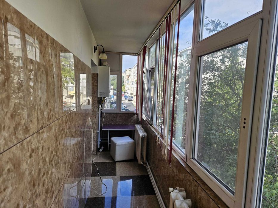 Inchiriez apartament cu 2 camere- zona Km 5 langa LIDAL