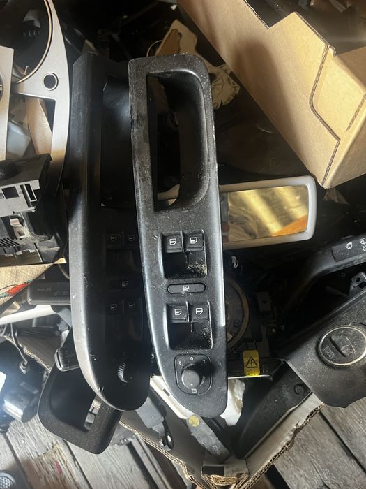 Maner cu butoane usa sofer vw Passat B6