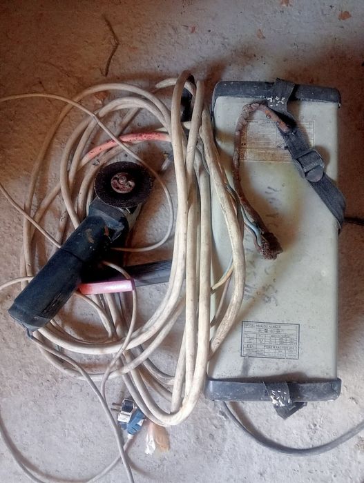 Сварочный аппарат сотилади