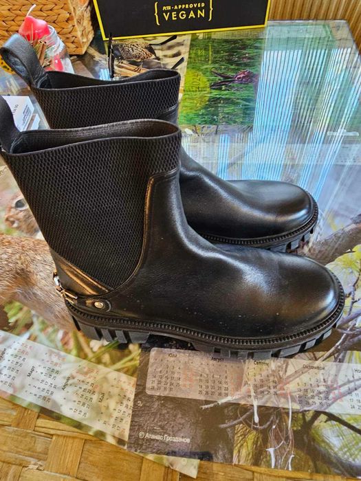 Ботуши Kazar 41 номер