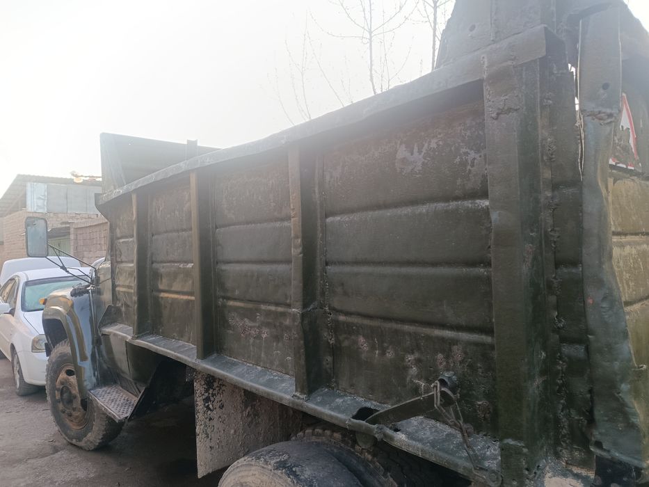 Зил ММЗ 4502  кузов сотилад