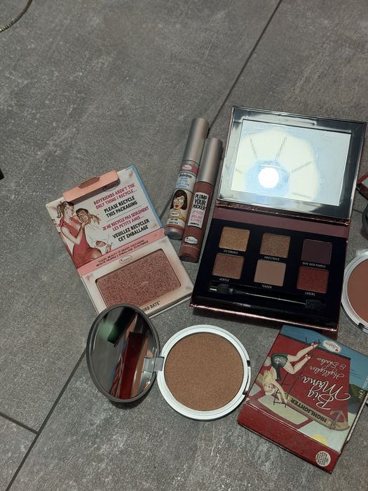 Лот от гримове TheBalm, Nyx, Notino, Karl