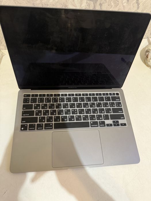 Macbook Air M1 серый 8гб/256гб