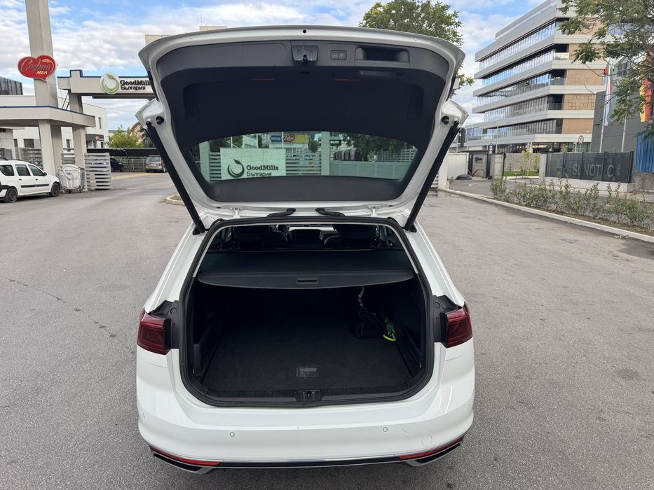 Продавам Пасат B8 variant GTE