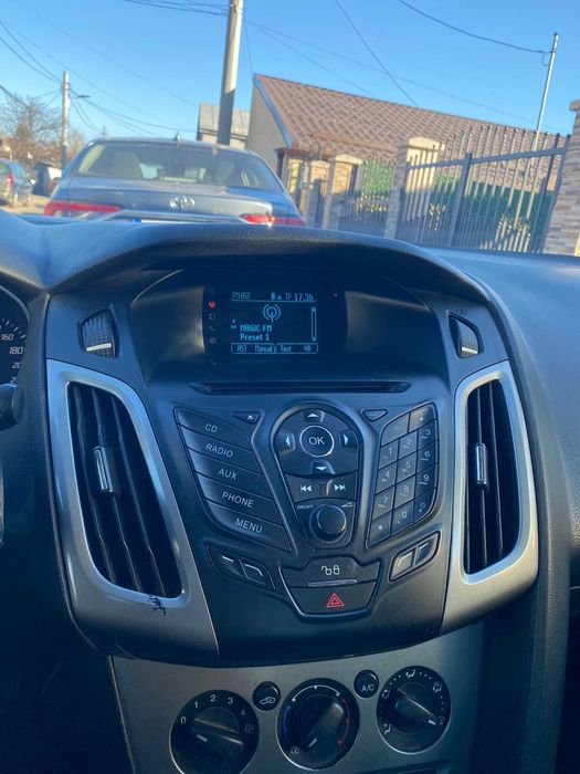 Vand ford focus 3 an fabricatie 2014 diesel 1,6 tdci caroserie sedan