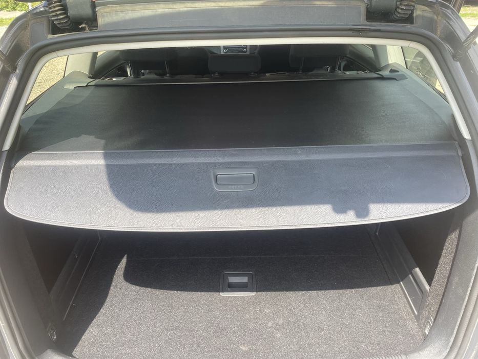Rulou Polita portbagaj vw Passat b7 break