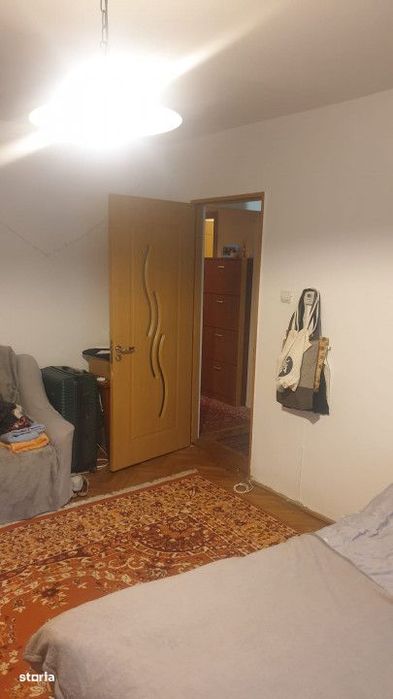 Apartament 3 camere, zona Titulescu-Centru.