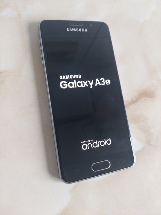 Vând Samsung Galaxy A3 fără probleme, la cutie [NEcodat] //poze reale