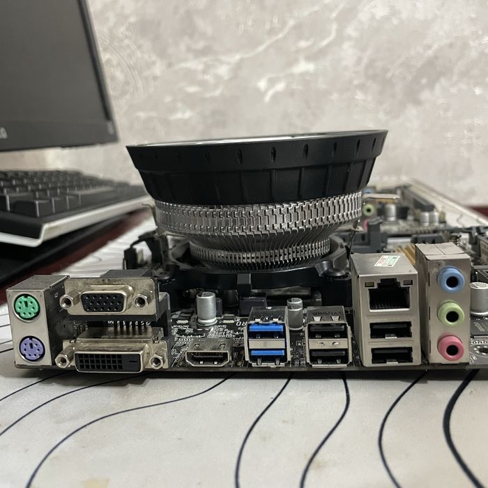 Plata H110 Asus DDR4