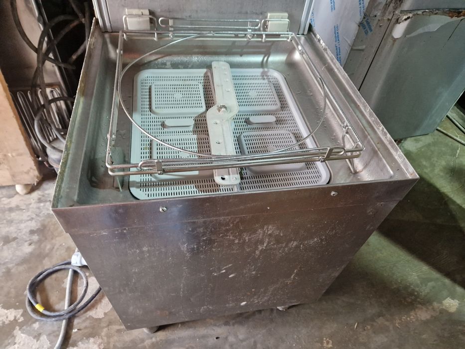 Mașina spălat vase cu sau fara capota, ciclu scurt, la 380v