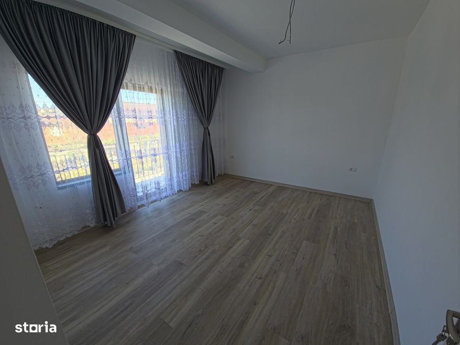 Vila stil mediteranean Ovidiu pozitie excelenta 4 camere posibil schim