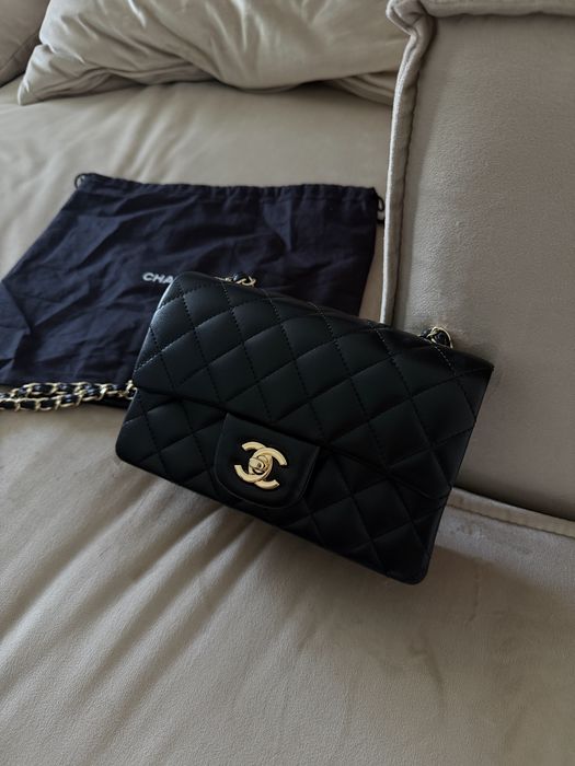 Geanta Chanel Mini Classic din piele