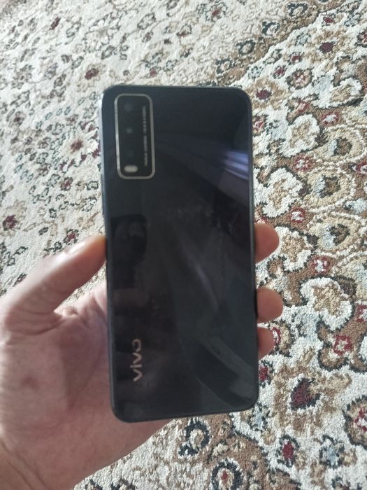 Продам  смартфон виво