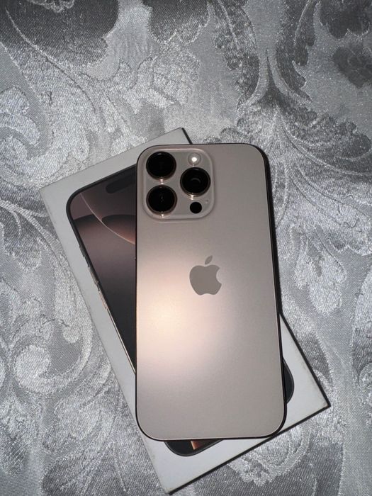 iPhone 16 pro, Desert Titanium, 256 GB
