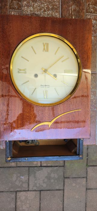 Vând ceas de perete în stil vechi