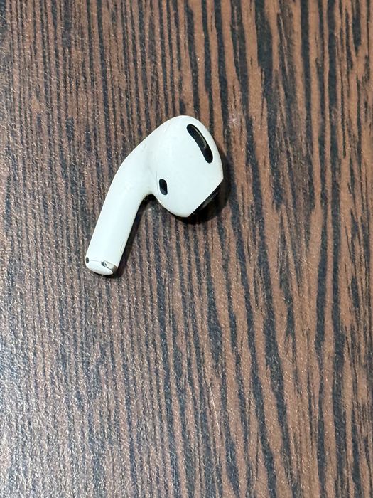 Vand casca stanga airpods1 plus cutia de incarcare