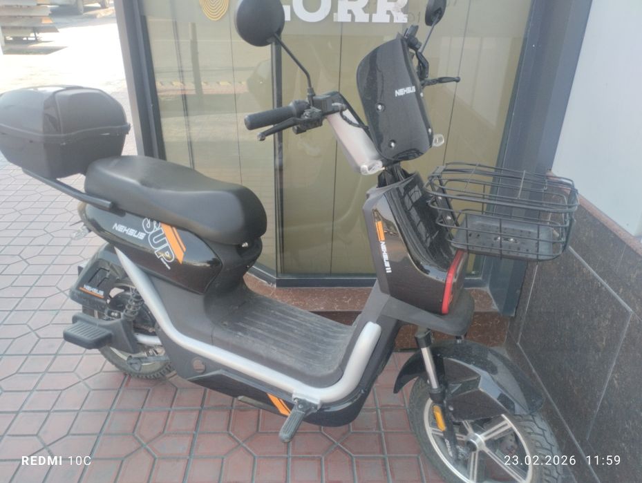 nexus elektron skuter