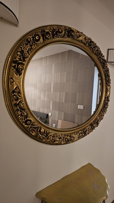 Конзола с огледало