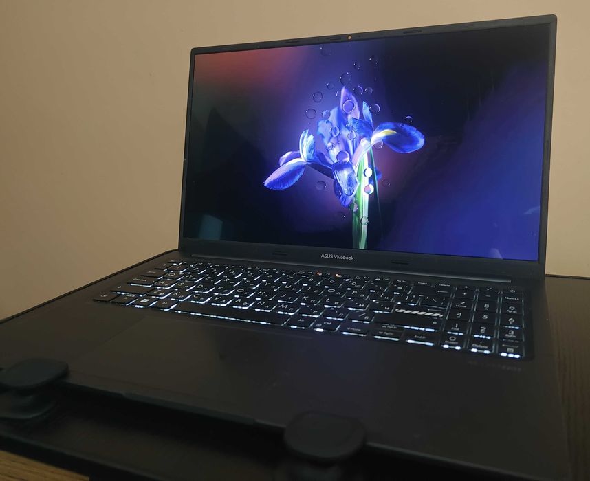 OLED Лаптоп ASUS Vivobook 15 X1505ZA, i5-1235U, 16GB DDR4 RAM, 512GB SSD