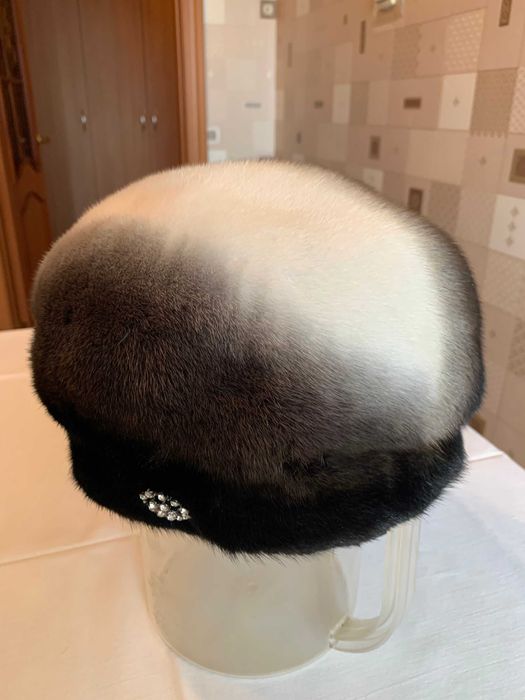 Берет женский норковый