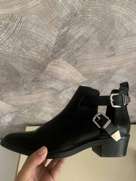 Женские ботинки Bershka