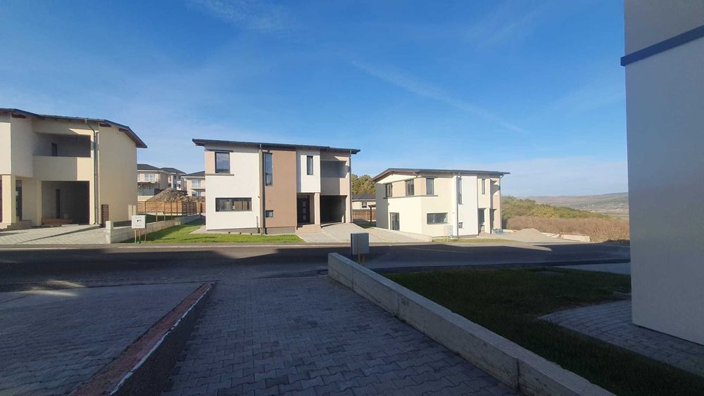 Casa individuala, cu curte mare, fara comision