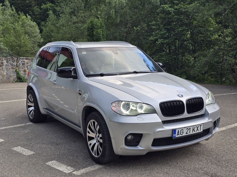 Bmw X5 M pachet FULL, Euro 5, 3.0d 245cp, An 2011, Soft close uși, keyles Go/ entry, proprietar, Mașină este Impecabilă