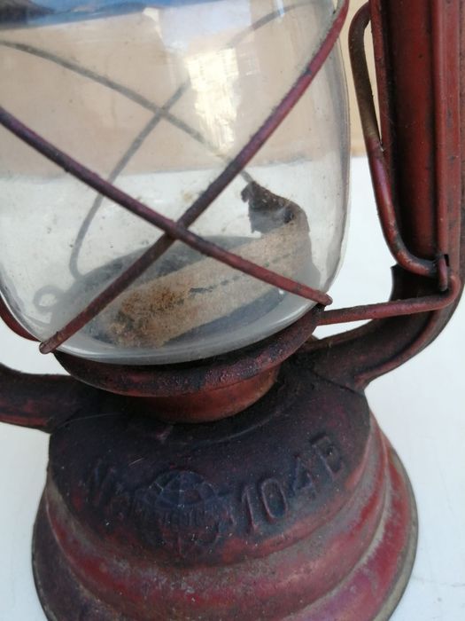 Lampa cu petrol de la firma Globus