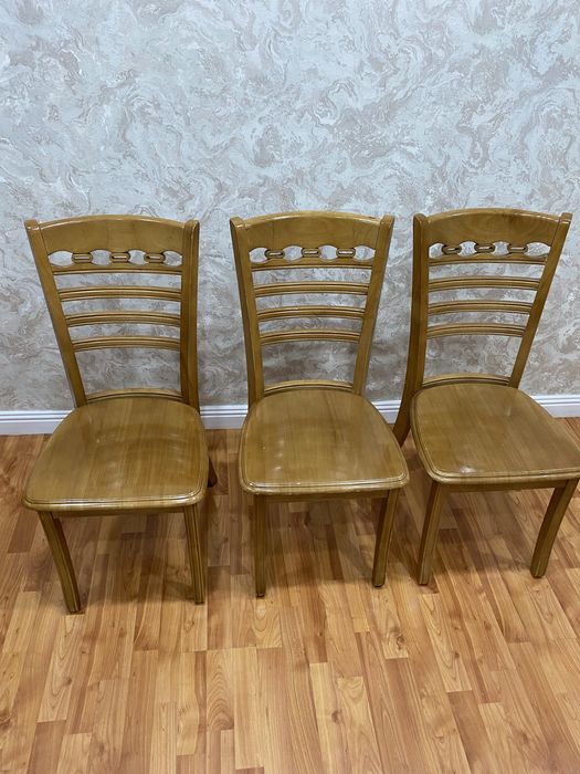 Продам стол, стулья