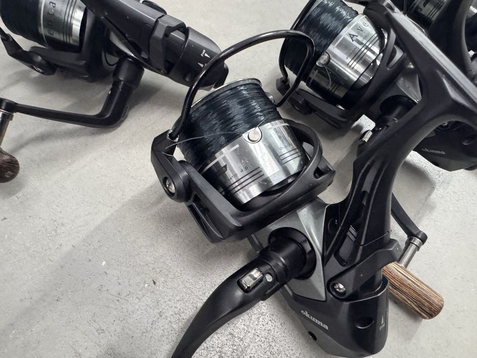 2 bucati Mulinete OKUMA Aventa Baitfeeder 5000