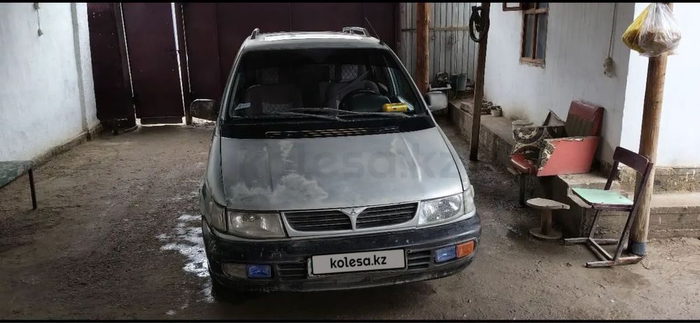 Mitsubishi Spacewagon 1992