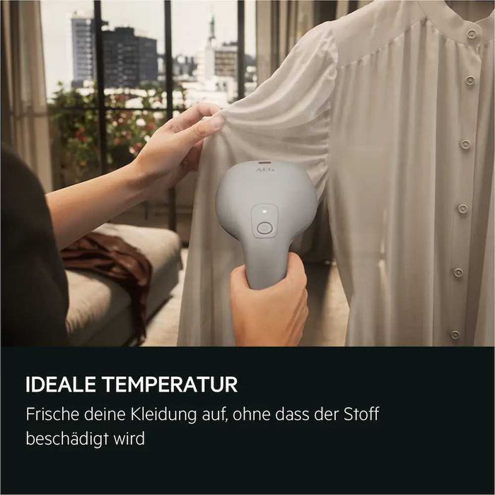 Уред за гладене с пара AEG Delicate 7000 HS7-2-6UG