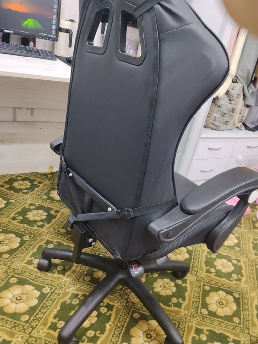 Kreslo arzon yangidek