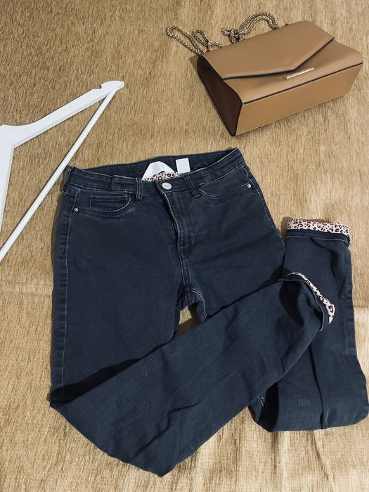 Дънки H&M за момиче с животински принт