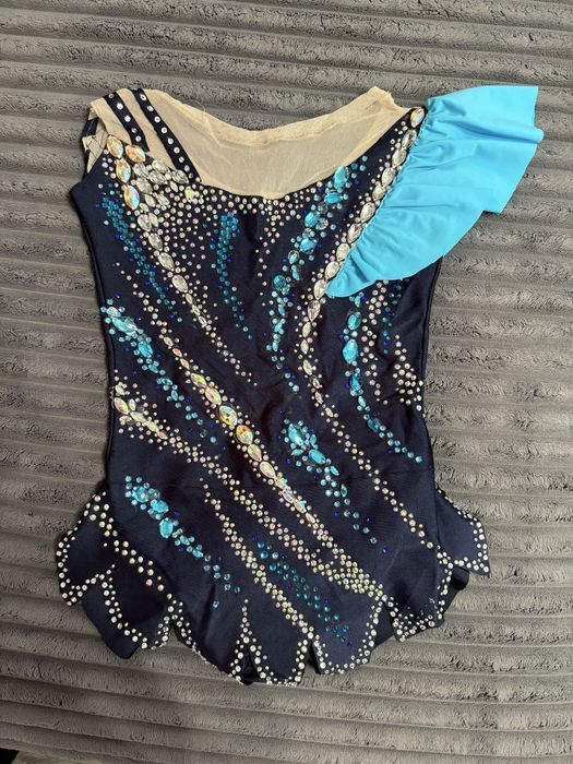 Трико за художествена гимнастика