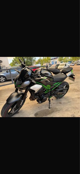 Kawasaki Z900 91 kw 124 CP 2025