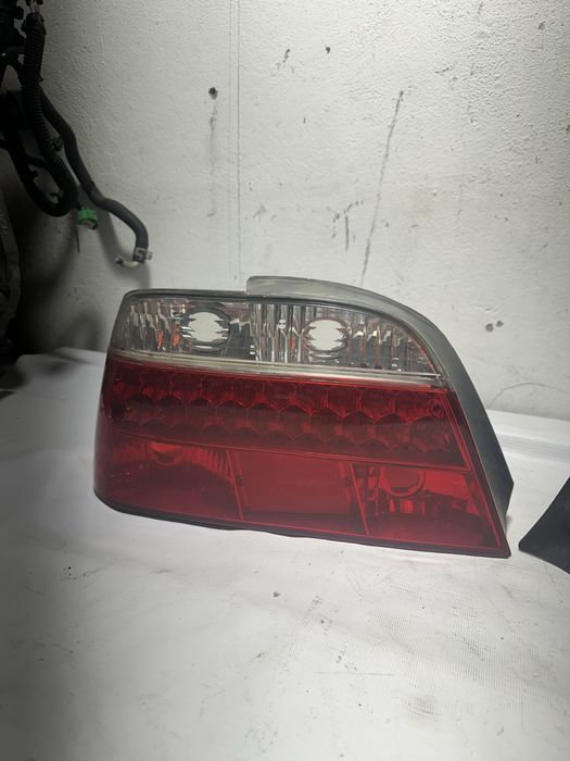 Задние фонари bmw e38